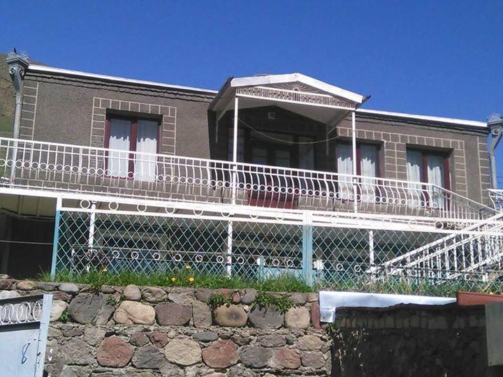 Maia'S Guest House Gergeti Казбеги Екстериор снимка